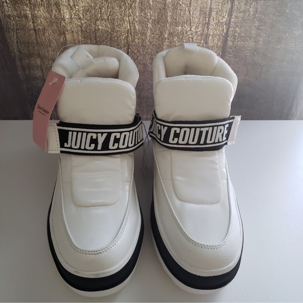 Juicy Couture White Snow boots Black High-Top Sneakers 8.5 lined waterproof ski